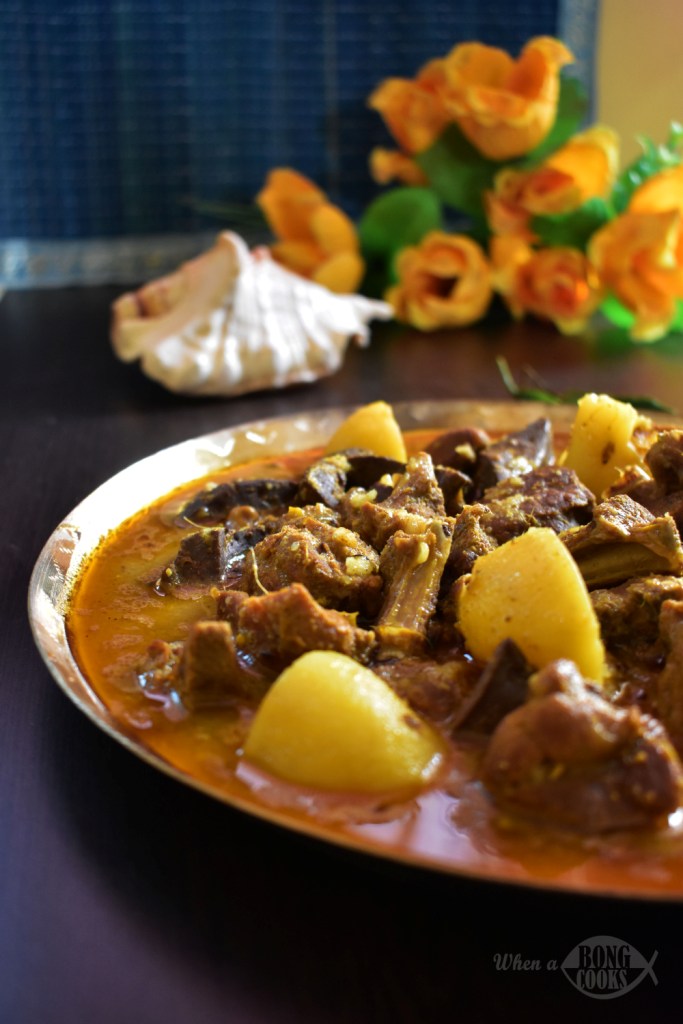 Niramish Mangsho / Bengali Bhoger Mangsho (No Onion No Garlic Bengali Mutton Curry)